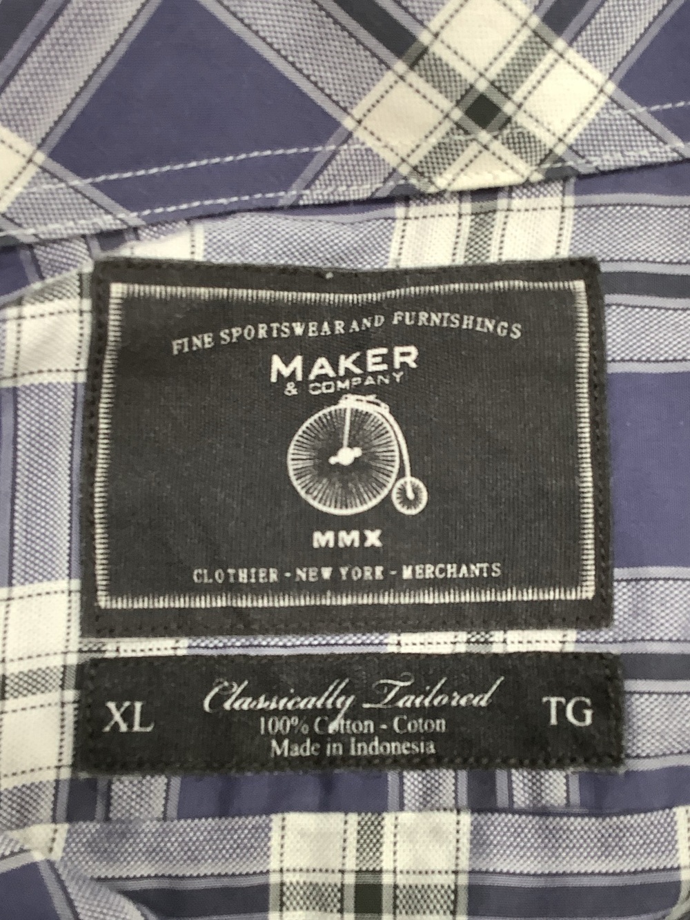 Men's Navy and White Plaid Casual Button-Down Shirt - Picture 4 of 5